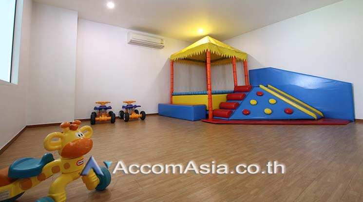  3 br Apartment For Rent in Sukhumvit ,Bangkok BTS Thong Lo at Minimalist Contemporary Style AA11648