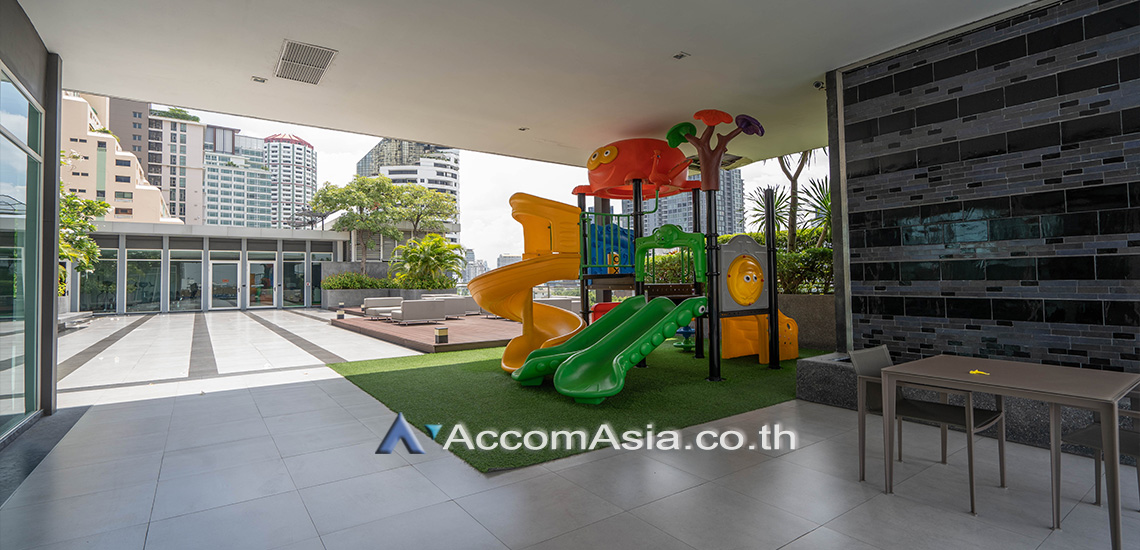  1 br Apartment For Rent in Sukhumvit ,Bangkok BTS Ekkamai at Quality Time with Family AA32337