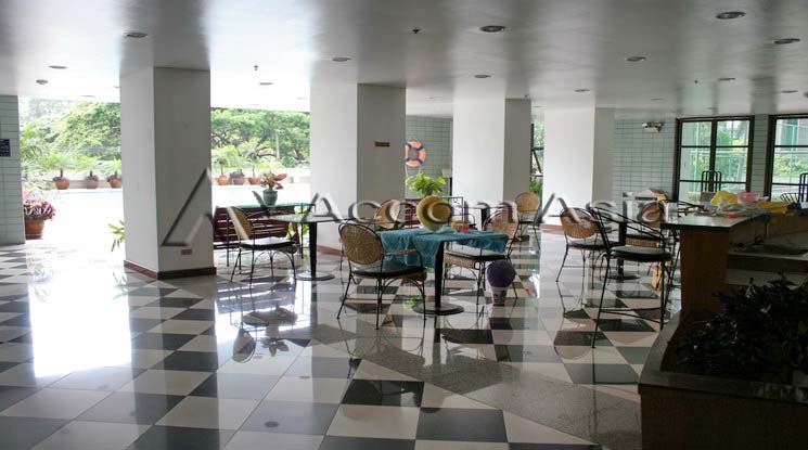  1 br Condominium For Rent in Ploenchit ,Bangkok BTS Ratchadamri at Baan Somthavil Ratchadamri AA27083