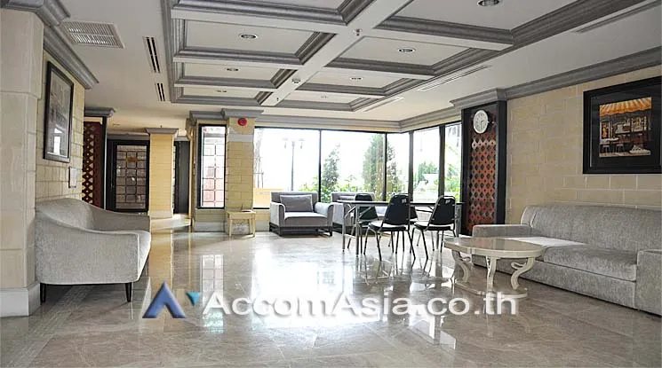  2 br Condominium for rent and sale in Phaholyothin ,Bangkok BTS Ari at The Crest Phahonyothin AA13361