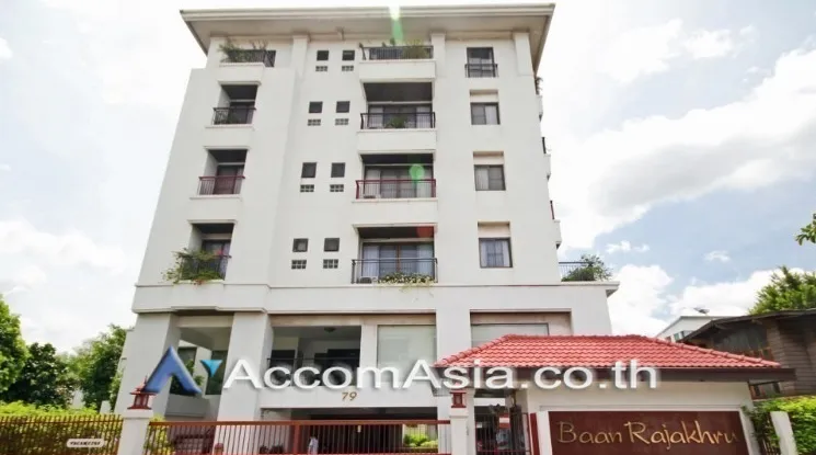  3 br Apartment For Rent in Phaholyothin ,Bangkok BTS Ari at Homely Atmosphere AA10761
