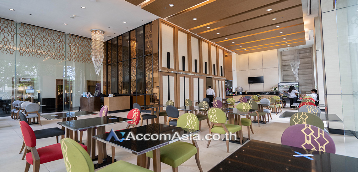  4 br Apartment For Rent in Ploenchit ,Bangkok BTS Ploenchit at Luxurious Place in Luxury Life AA30037