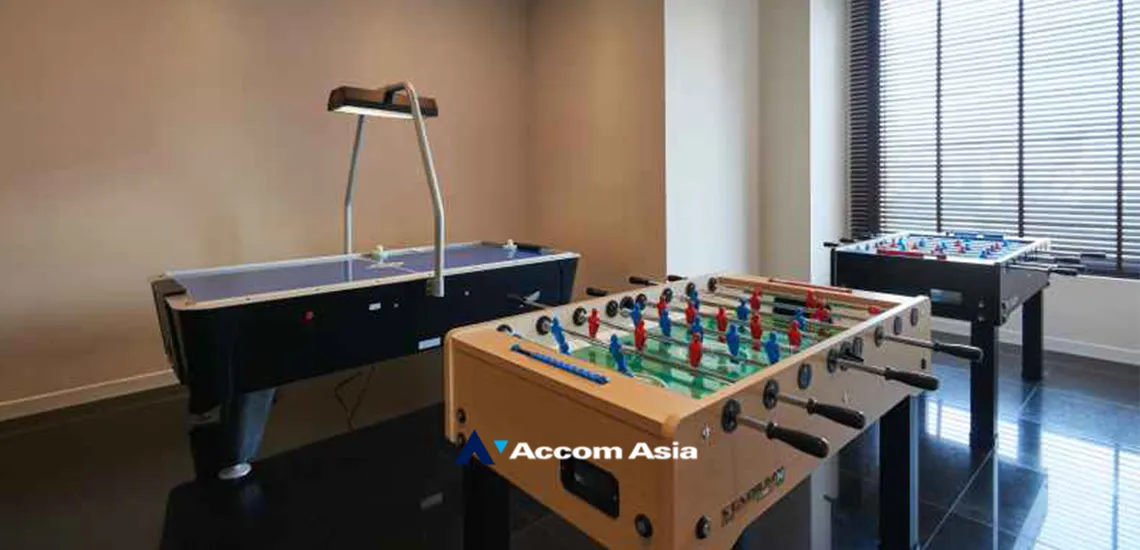  2 br Apartment For Rent in Ploenchit ,Bangkok BTS Ratchadamri at Thai Contemporary Place AA32159
