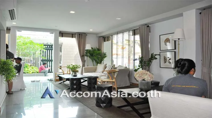  2 br Condominium For Rent in Sukhumvit ,Bangkok BTS Ekkamai at Tree Condo Ekamai AA11934