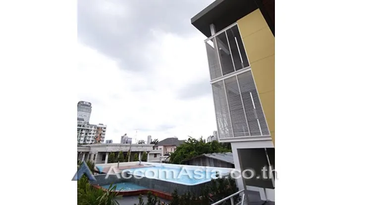  3 East Village - Condominium - Vibhavadi Rangsit - Bangkok / Accomasia
