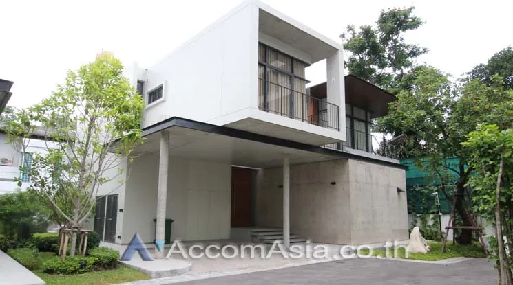  4 br House For Rent in Sukhumvit ,Bangkok BTS Phrom Phong at House with Private Pool AA35061