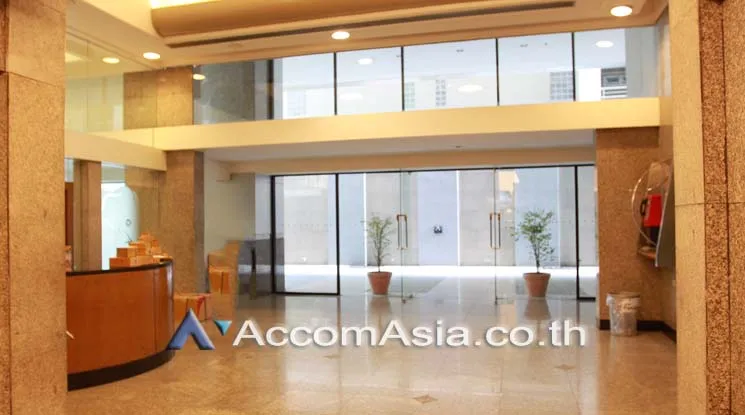  Office Space For Rent in Phaholyothin ,Bangkok MRT Phahon Yothin at Elephant Building AA22525