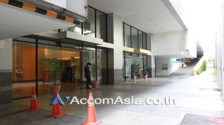  Office Space For Rent in Phaholyothin ,Bangkok MRT Phahon Yothin at Elephant Building AA18762