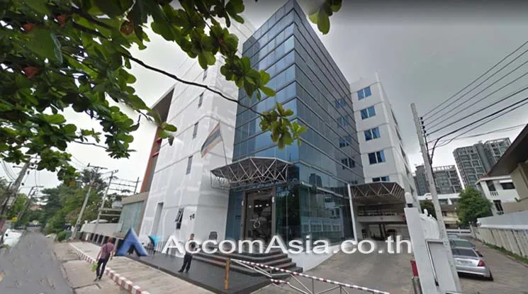  Studio Office Space For Rent in Sukhumvit ,Bangkok BTS Ekkamai at Compomax Building AA18841