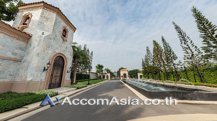  4 br House For Rent in Bang Na ,Bangkok  at Nantawan Bangna AA22141