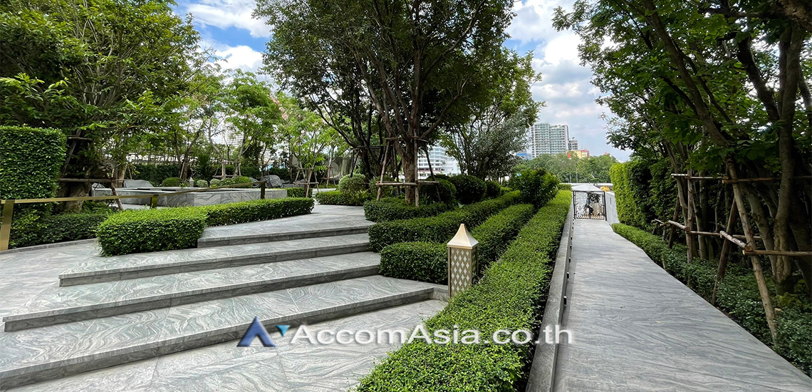  2 br Condominium For Rent in Charoen Nakhon ,Bangkok BTS Krung Thon Buri at The Residences at Mandarin Oriental AA39073