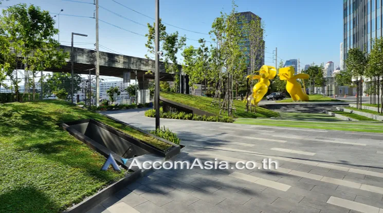  Studio Office Space For Rent in Sukhumvit ,Bangkok MRT Queen Sirikit National Convention Center at FYI Center AA19068