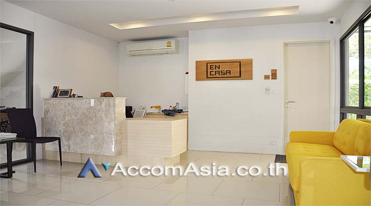 1 br Apartment For Rent in Sukhumvit ,Bangkok BTS Thong Lo at Low rise Building AA15931