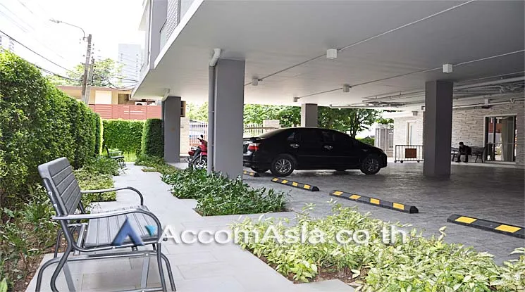  1 br Apartment For Rent in Sukhumvit ,Bangkok BTS Thong Lo at Low rise Building AA18204
