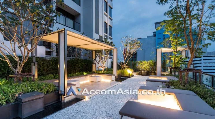  2 br Condominium For Rent in Phaholyothin ,Bangkok BTS Victory Monument at M Phayathai AA20698