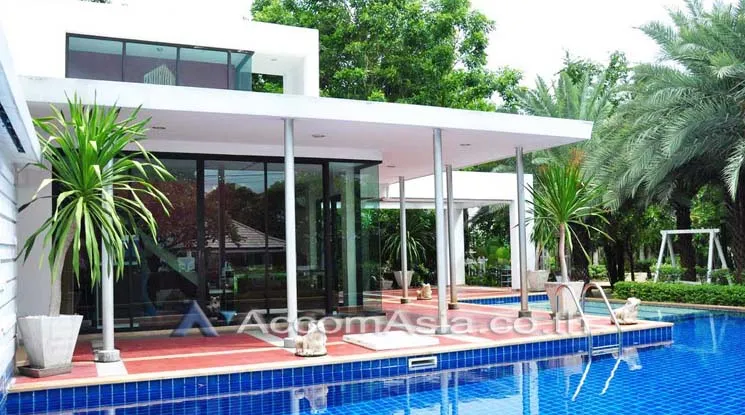  1 Private Nirvana Ladprao - House - Pradit Manudharm  - Bangkok / Accomasia