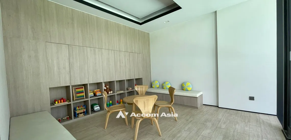  1 br Condominium For Rent in Charoen Nakhon ,Bangkok BTS Krung Thon Buri at Banyan Tree Residences Riverside AA41193