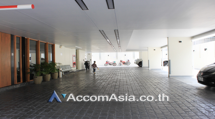  1 br Apartment For Rent in Sukhumvit ,Bangkok BTS Ekkamai at Perfect For Family AA31189