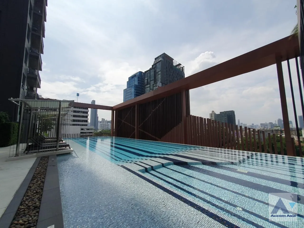  3 br Condominium for rent and sale in Sukhumvit ,Bangkok BTS Ekkamai at C Ekkamai AA32447