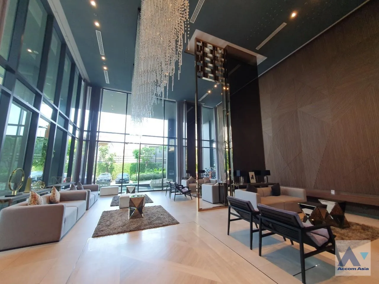  3 br Condominium for rent and sale in Sukhumvit ,Bangkok BTS Ekkamai at C Ekkamai AA38884