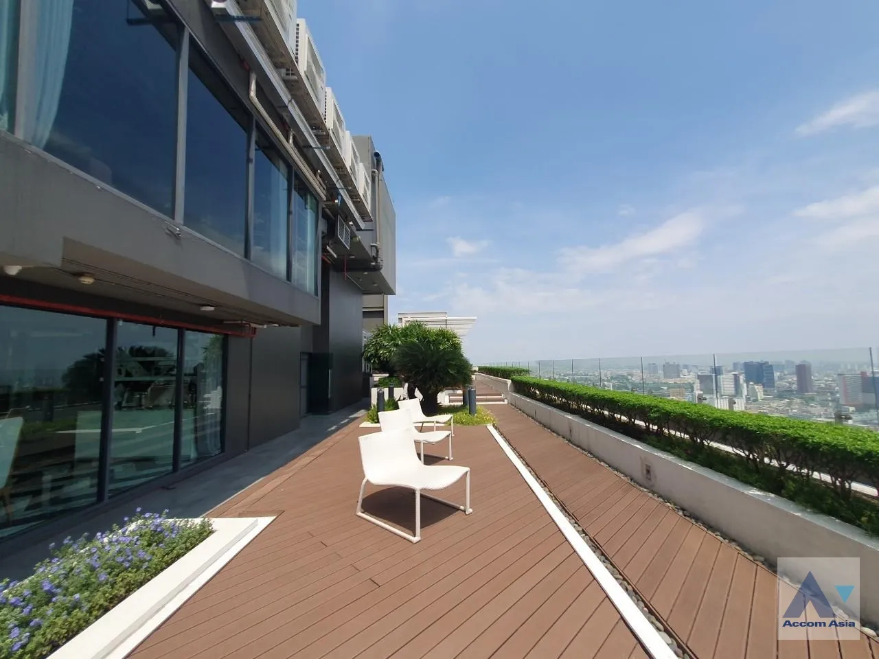  1 br Condominium For Sale in Sukhumvit ,Bangkok BTS Ekkamai at C Ekkamai AA36072