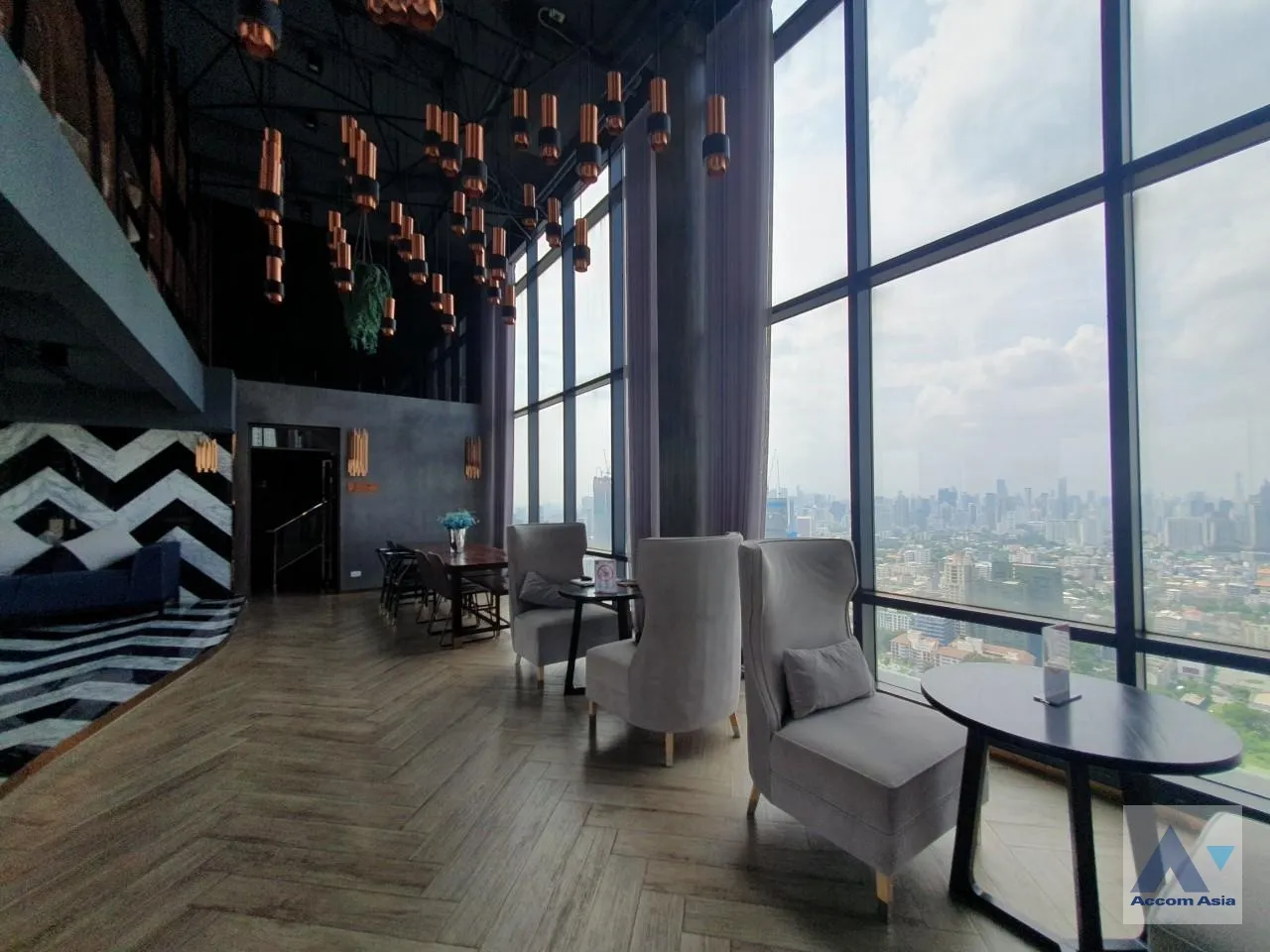  3 br Condominium for rent and sale in Sukhumvit ,Bangkok BTS Ekkamai at C Ekkamai AA32447