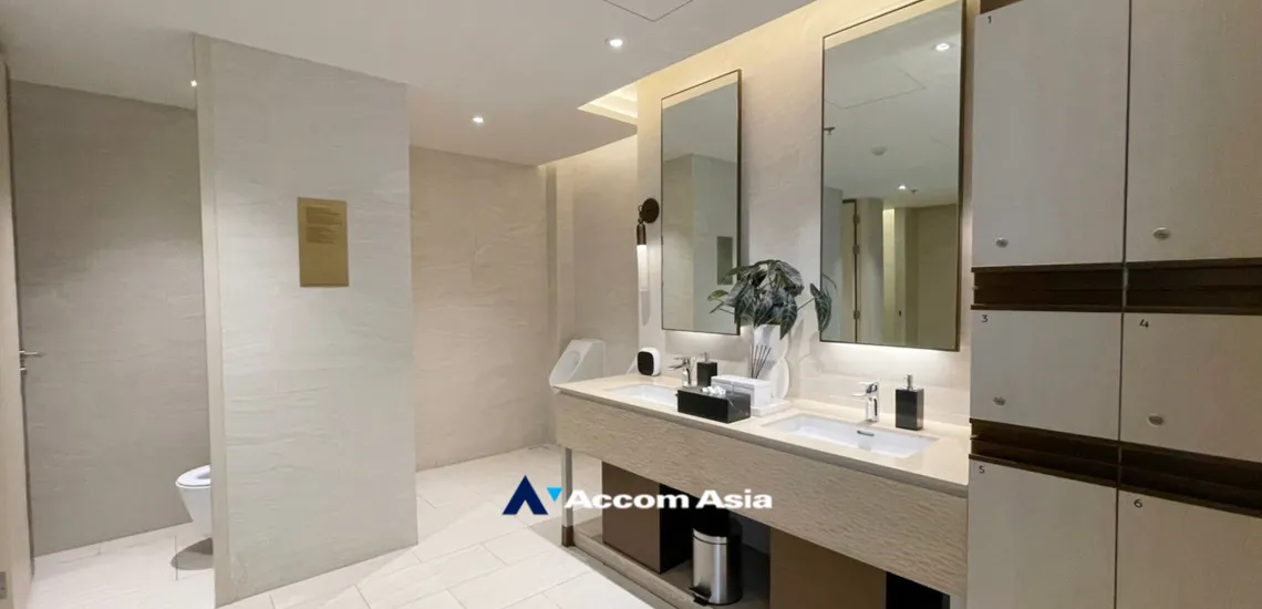  1 br Condominium for rent and sale in Sukhumvit ,Bangkok BTS Thong Lo at The Strand Thonglor AA36371