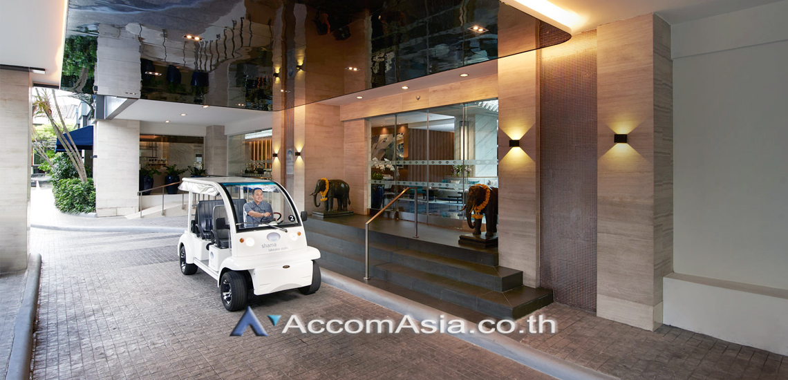  Studio Apartment For Rent in Sukhumvit ,Bangkok MRT Sukhumvit - BTS Asok at Perfect for living of family AA37161