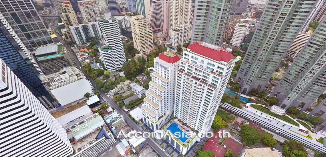  Studio Apartment For Rent in Sukhumvit ,Bangkok BTS Asok - MRT Sukhumvit at Perfect for living of family AA37168