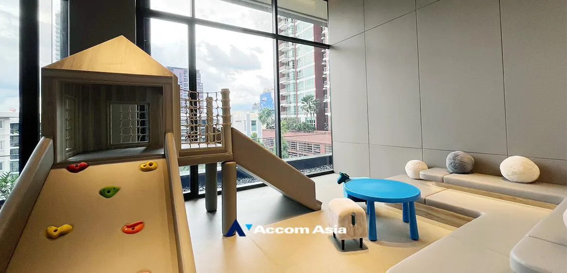  3 br Condominium For Sale in Sukhumvit ,Bangkok BTS Ekkamai - BTS Thong Lo at HYDE Heritage Thonglor AA34688