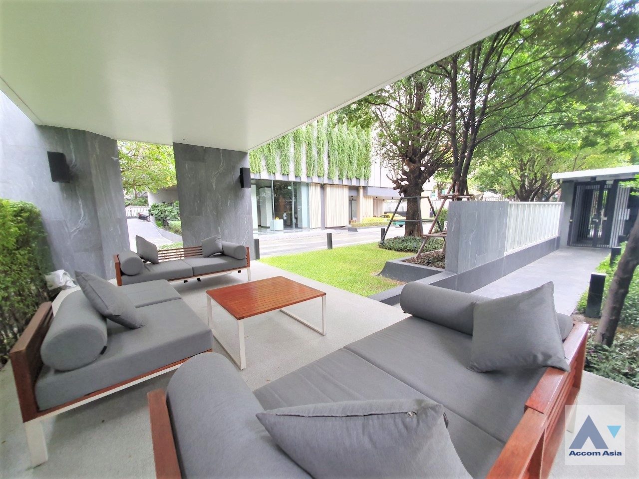  3 br Condominium for rent and sale in Sukhumvit ,Bangkok BTS Ekkamai at Rhythm Ekkamai AA28414