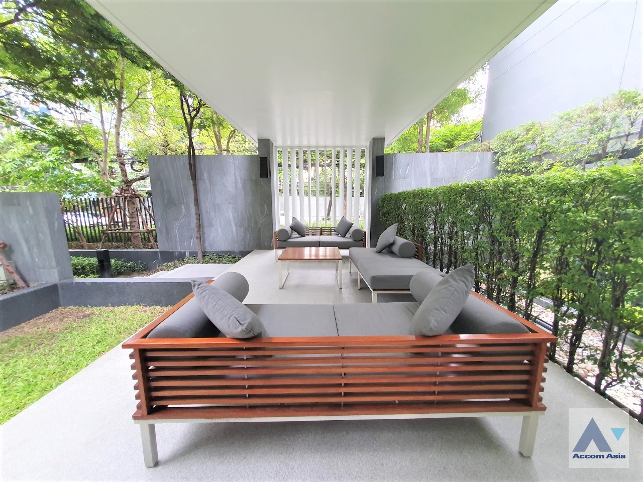  2 br Condominium For Rent in Sukhumvit ,Bangkok BTS Ekkamai at Rhythm Ekkamai AA25043