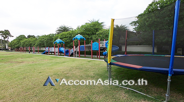  3 br House For Sale in Ratchadaphisek ,Bangkok  at Grand Crystal AA24499