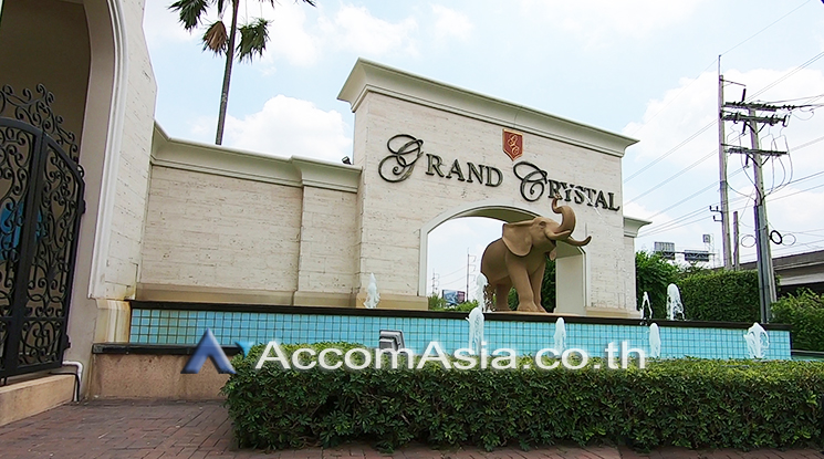  3 br House For Sale in Ratchadaphisek ,Bangkok  at Grand Crystal AA24499