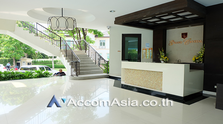  3 br House For Sale in Ratchadaphisek ,Bangkok  at Grand Crystal AA24499