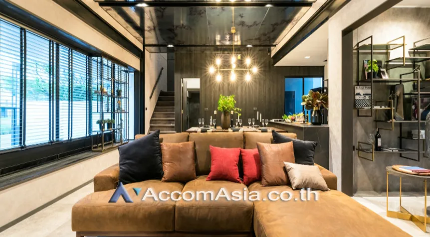  3 br Townhouse For Rent in Bang Na ,Bangkok  at Vive Bangna km.7 AA41101