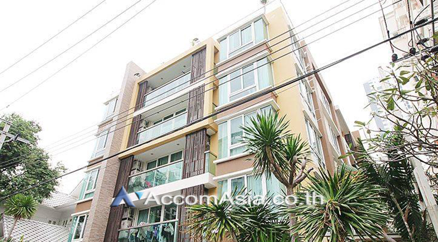  2 br Apartment For Rent in Sukhumvit ,Bangkok BTS Phrom Phong at The Triple Oaks Apartment AA26793