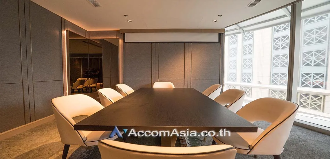  1 br Apartment For Rent in Ploenchit ,Bangkok BTS Ratchadamri at Luxury Service Residence AA28190