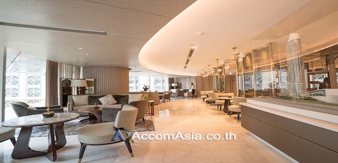  1 br Apartment For Rent in Ploenchit ,Bangkok BTS Ratchadamri at Luxury Service Residence AA35124