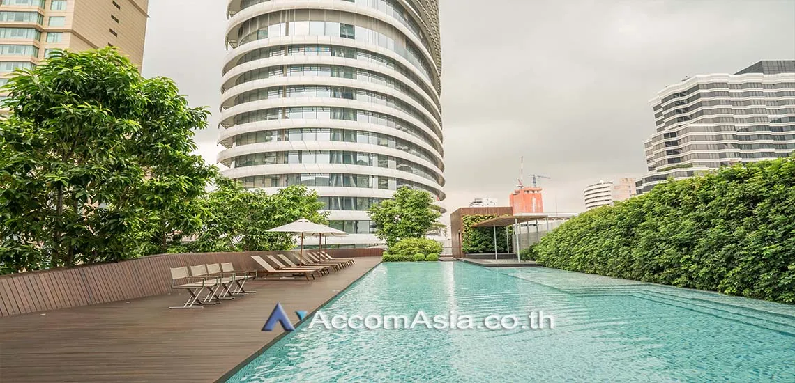  1 br Apartment For Rent in Ploenchit ,Bangkok BTS Ratchadamri at Luxury Service Residence AA28190