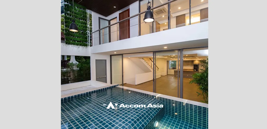  3 br Condominium For Sale in Sukhumvit ,Bangkok BTS Phra khanong at The Pillar AA42129
