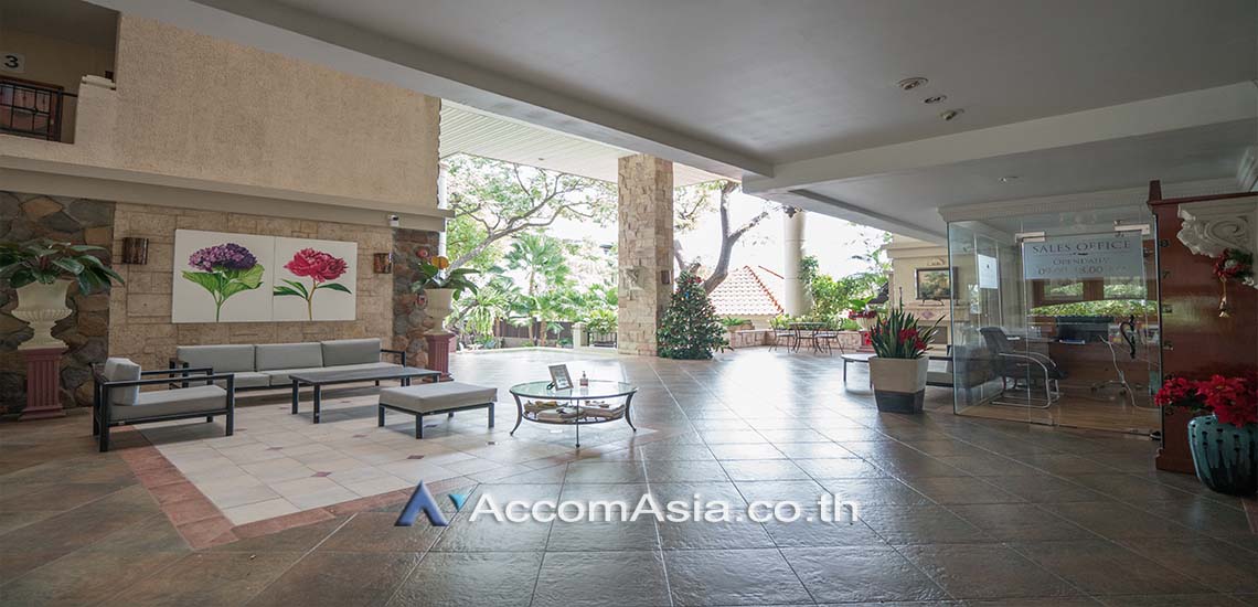  2 br Condominium for rent and sale in Sukhumvit ,Bangkok BTS Ekkamai at Cross Creek AA30480