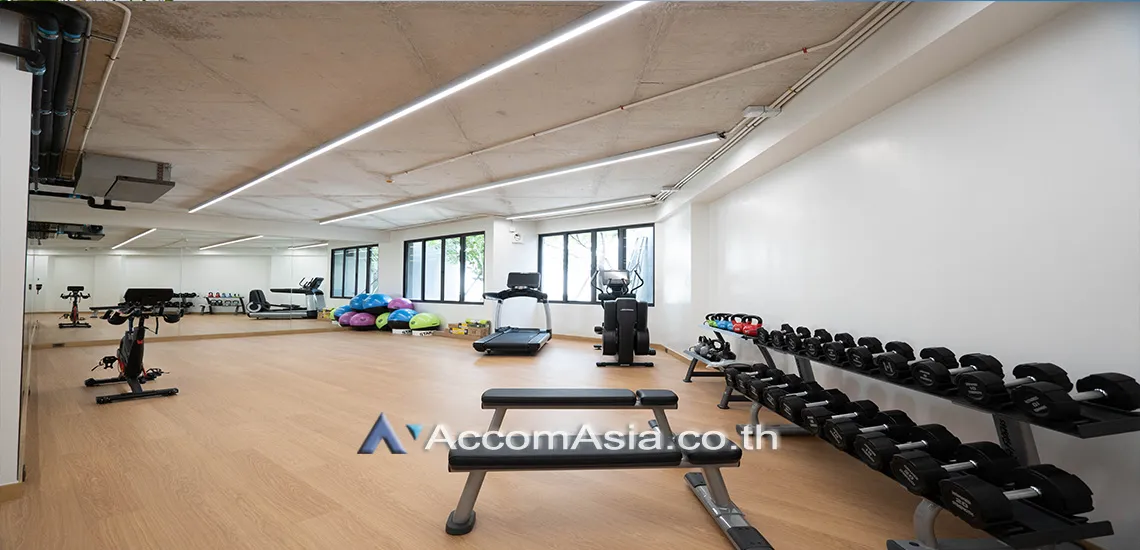  3 br Apartment For Rent in Sukhumvit ,Bangkok BTS Phrom Phong at Modern Brand New Apartment AA44583