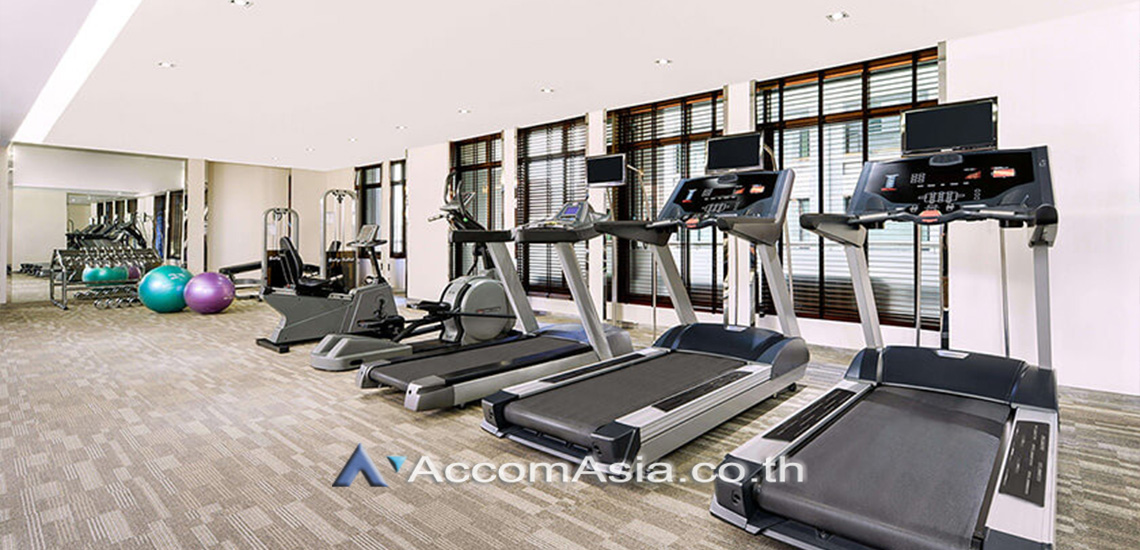  3 br Apartment for rent and sale in Ploenchit ,Bangkok BTS Chitlom at Service apartment in Chidlom AA30034