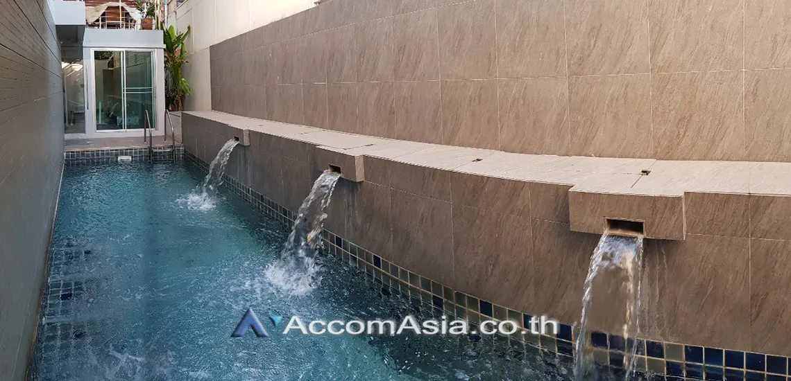  3 br Apartment For Rent in Sukhumvit ,Bangkok BTS Thong Lo at Service Apartment AA30703