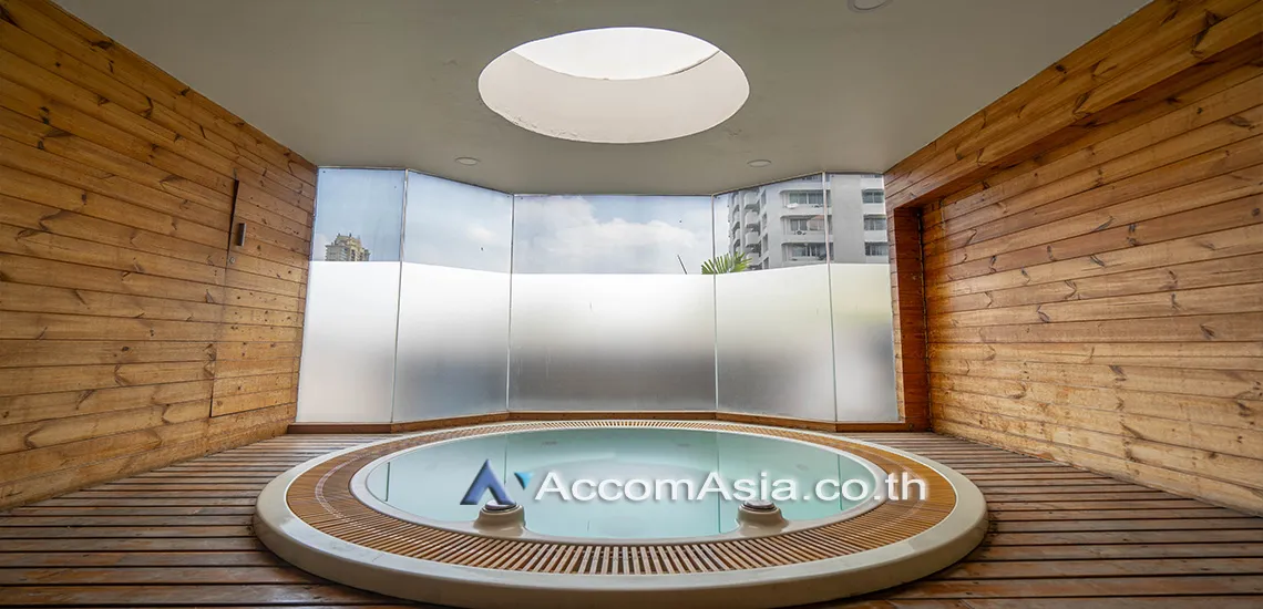  3 br Apartment for rent and sale in Sukhumvit ,Bangkok BTS Phrom Phong at The rooms are luxurious & comfortable AA31120