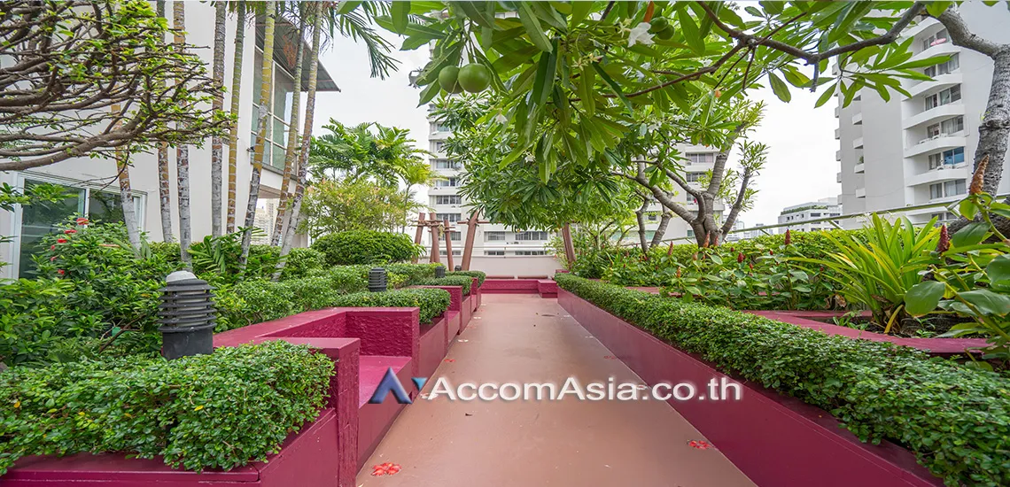  3 br Apartment for rent and sale in Sukhumvit ,Bangkok BTS Phrom Phong at The rooms are luxurious & comfortable AA31120