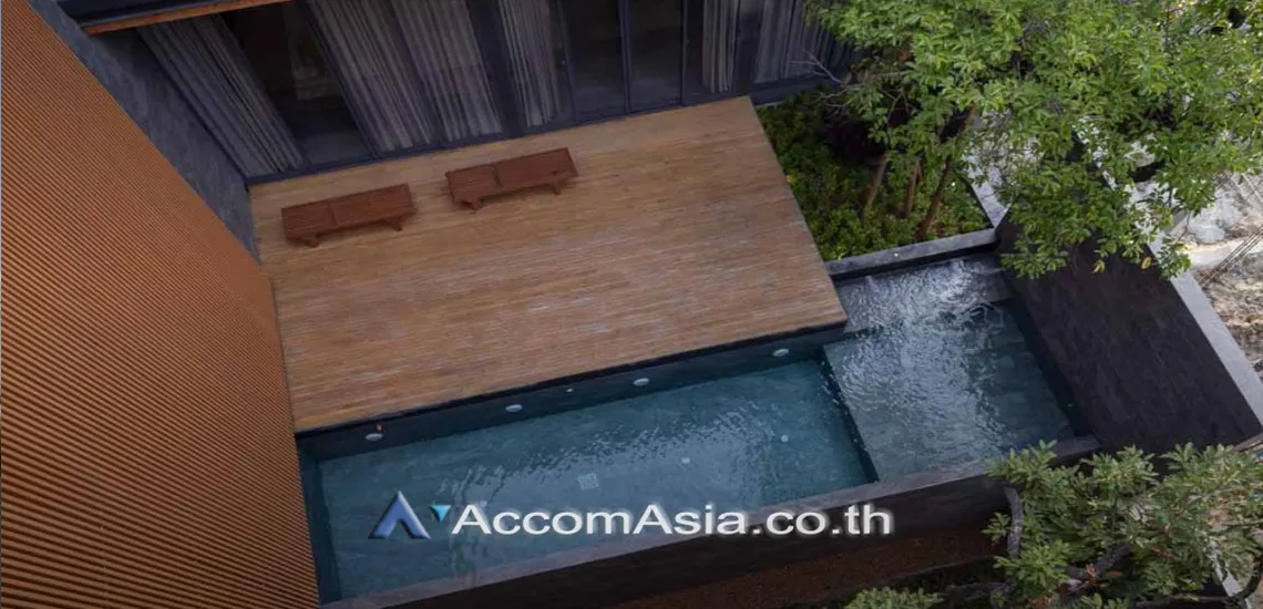  4 br House For Sale in Samutprakan ,Samutprakan BTS Bearing at Super Luxury AA31140