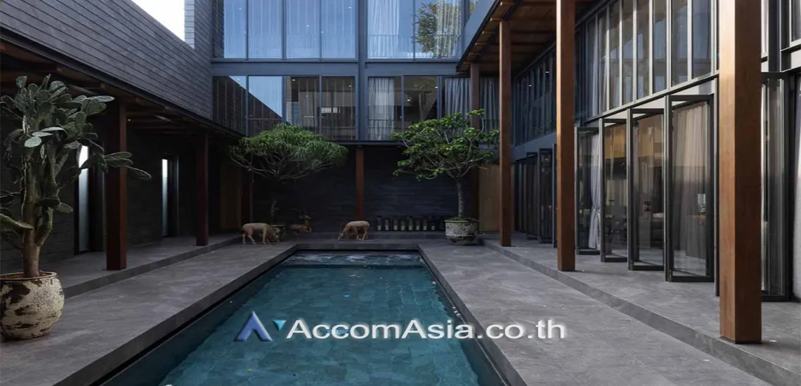  1  4 br House For Sale in Samutprakan ,Samutprakan BTS Bearing at Super Luxury AA31141