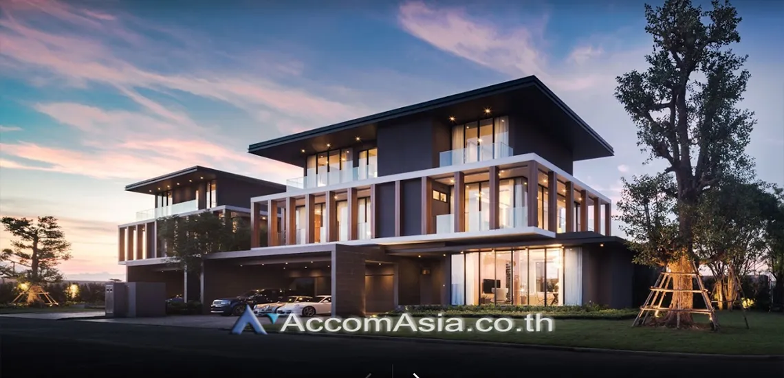  4 br House For Sale in Samutprakan ,Samutprakan BTS Bang Na at Luxury Modern Style AA39409